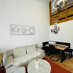 Classique Galerieappartement 50qm - Elegant Und Geraeumig Wohnen - Espressomaschine, Airfryer, Balkon, Vierbeinerfreundlich, Parkgarage -poseidontherme Apphaus Bad Griesbach im Rottal