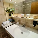 Apartamento Classique Galerieappartement 50qm - Elegant Und Geraeumig Wohnen - Espressomaschine, Airfryer, Balkon, Poseidon Therme, Vierbeiner Willkommen - Inkl Parkgarage